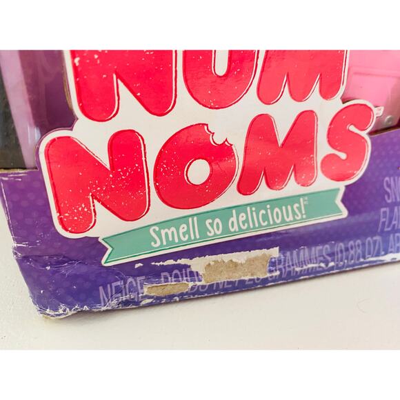 Num Noms Snackable Snow Cone Deluxe Set - Picture 7 of 9